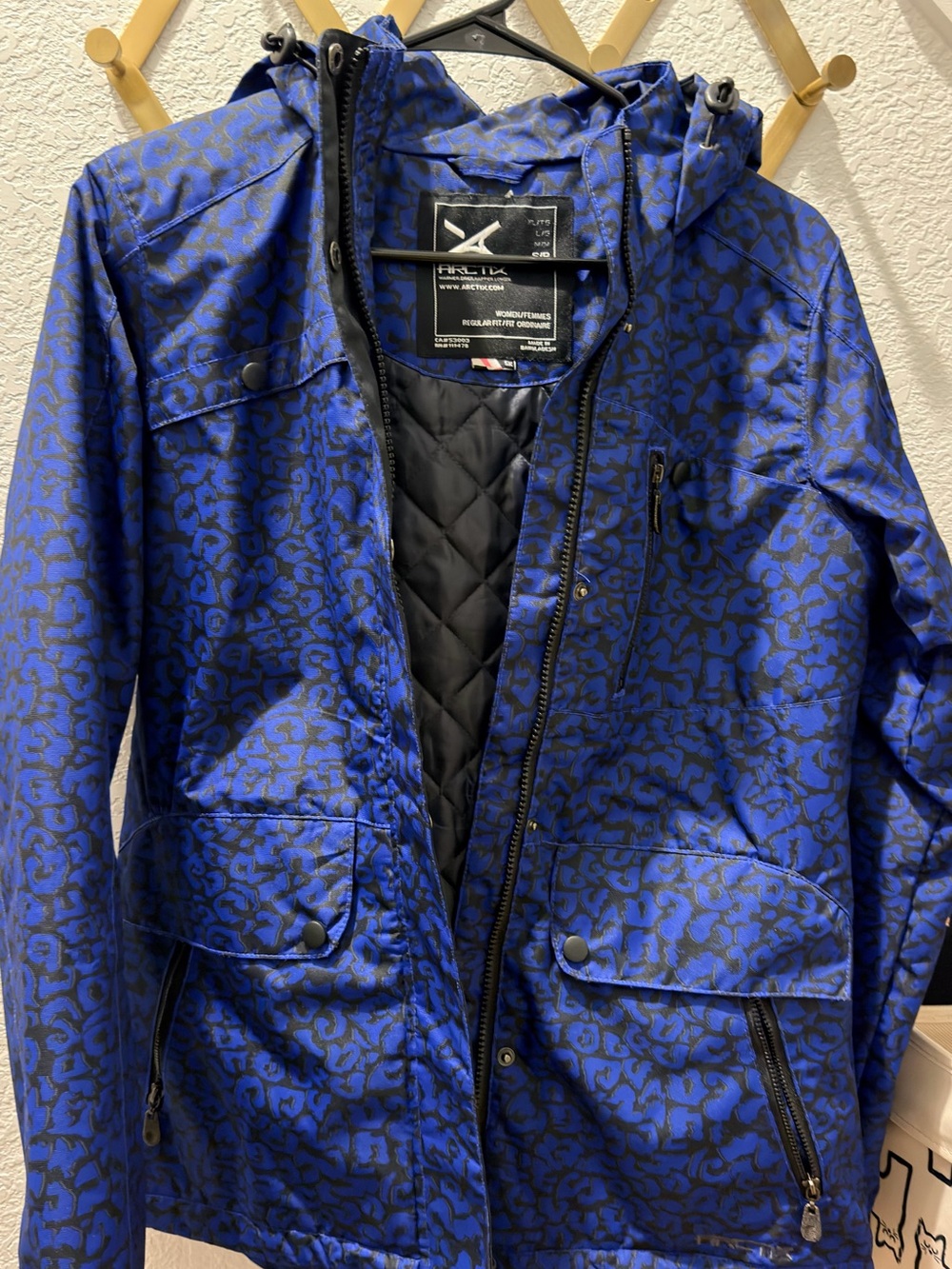 Arctix Women's Blue and Black Patterned Jacket